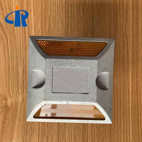 <h3>New Ceramic Solar road stud reflectors With Anchors</h3>
